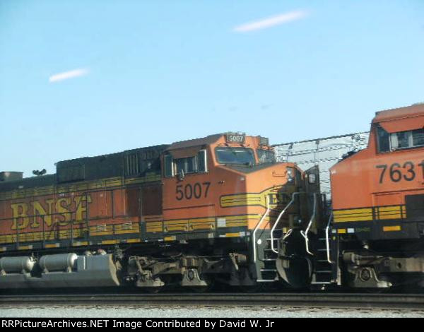 BNSF 5007/BNSF 7631